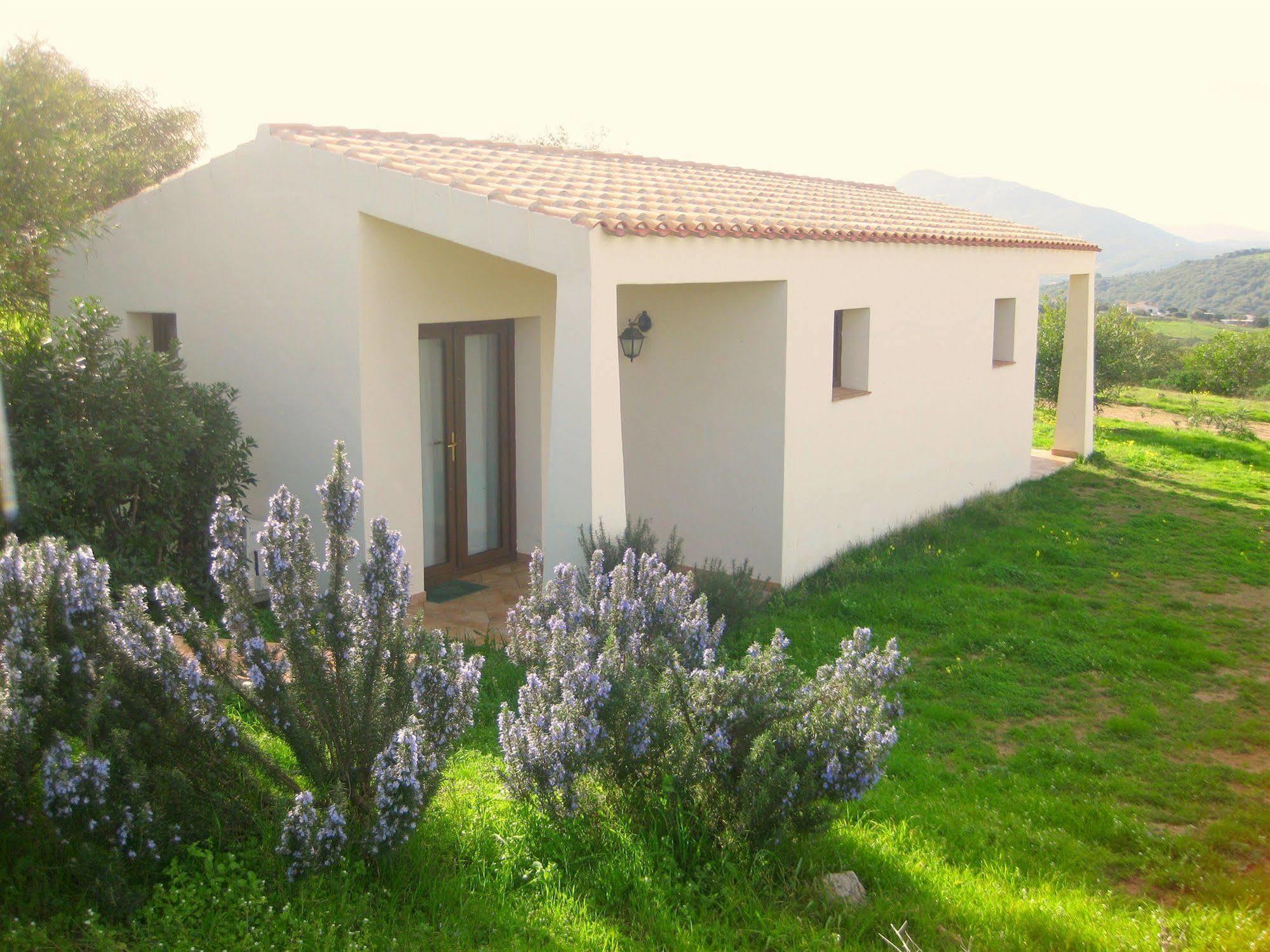 Borgo Alba Barona Turismo Rurale Golfo Aranci Ngoại thất bức ảnh